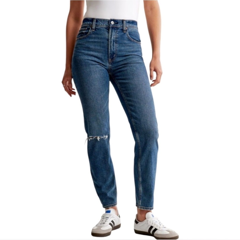 Abercrombie and fitch the mom high rise size 27/4R